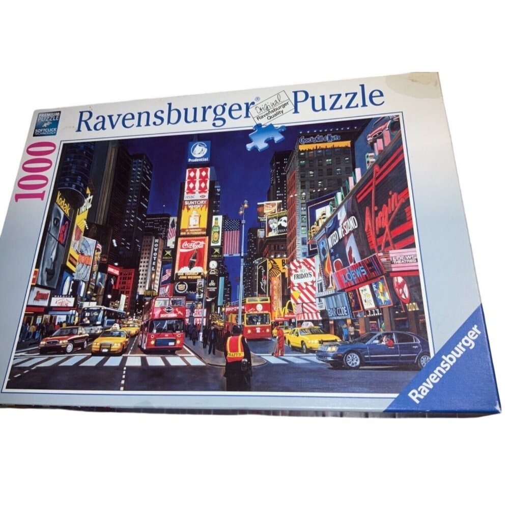 Ravensburger Times Square, NYC 1000 Pc Jigsaw Puzzle Complete